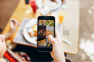 Mobile Ordering on top of Table, QR Code Ordering